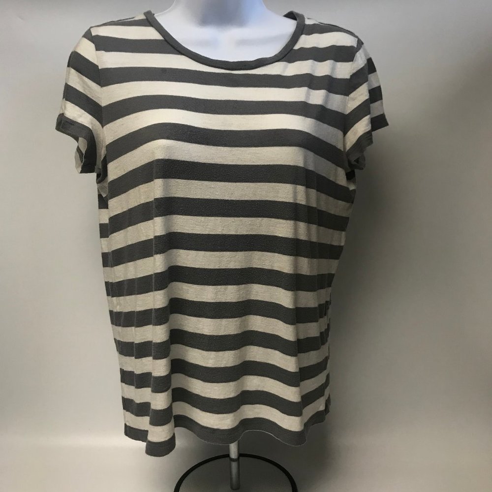 Forever 21 Short Sleeve T Shirt Size Small Casual